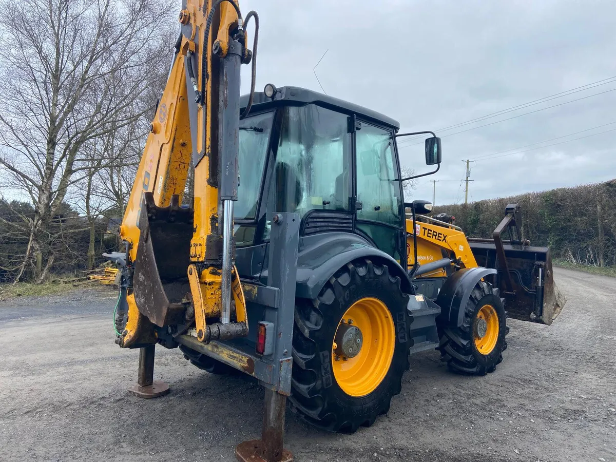 Terex 860 Digger Loader - Image 3