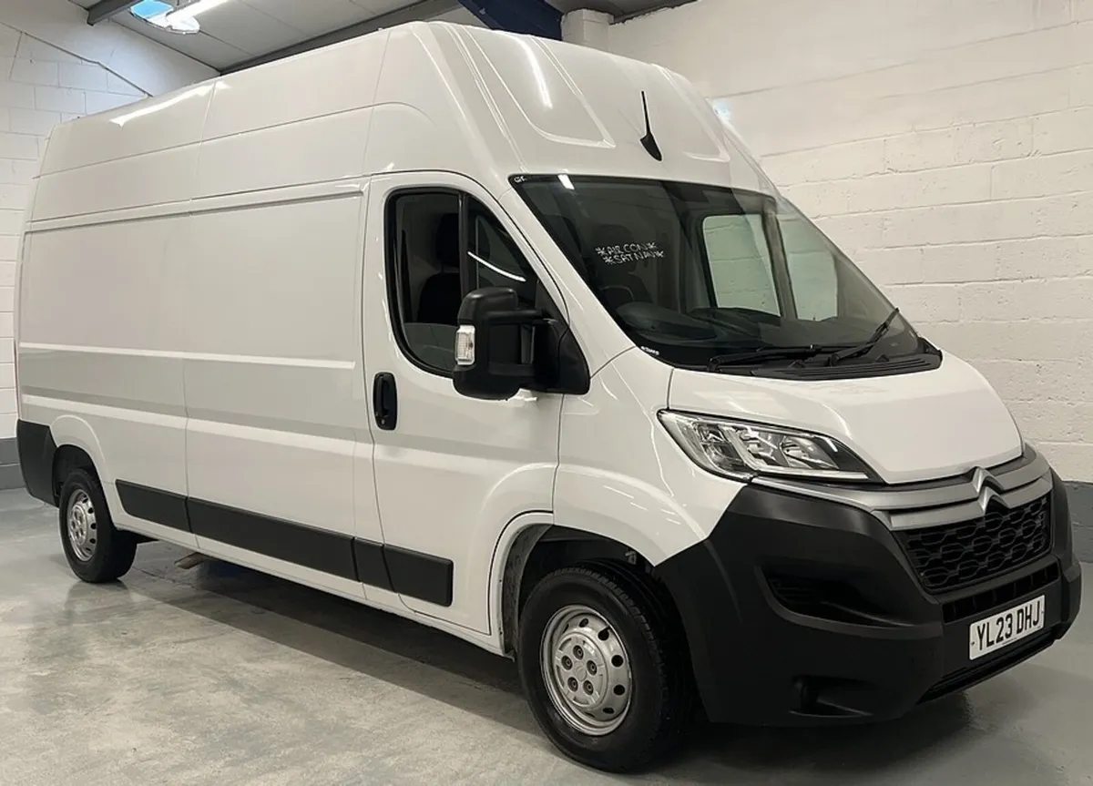 2023 Citroen Relay High Roof Panel Van - Image 4