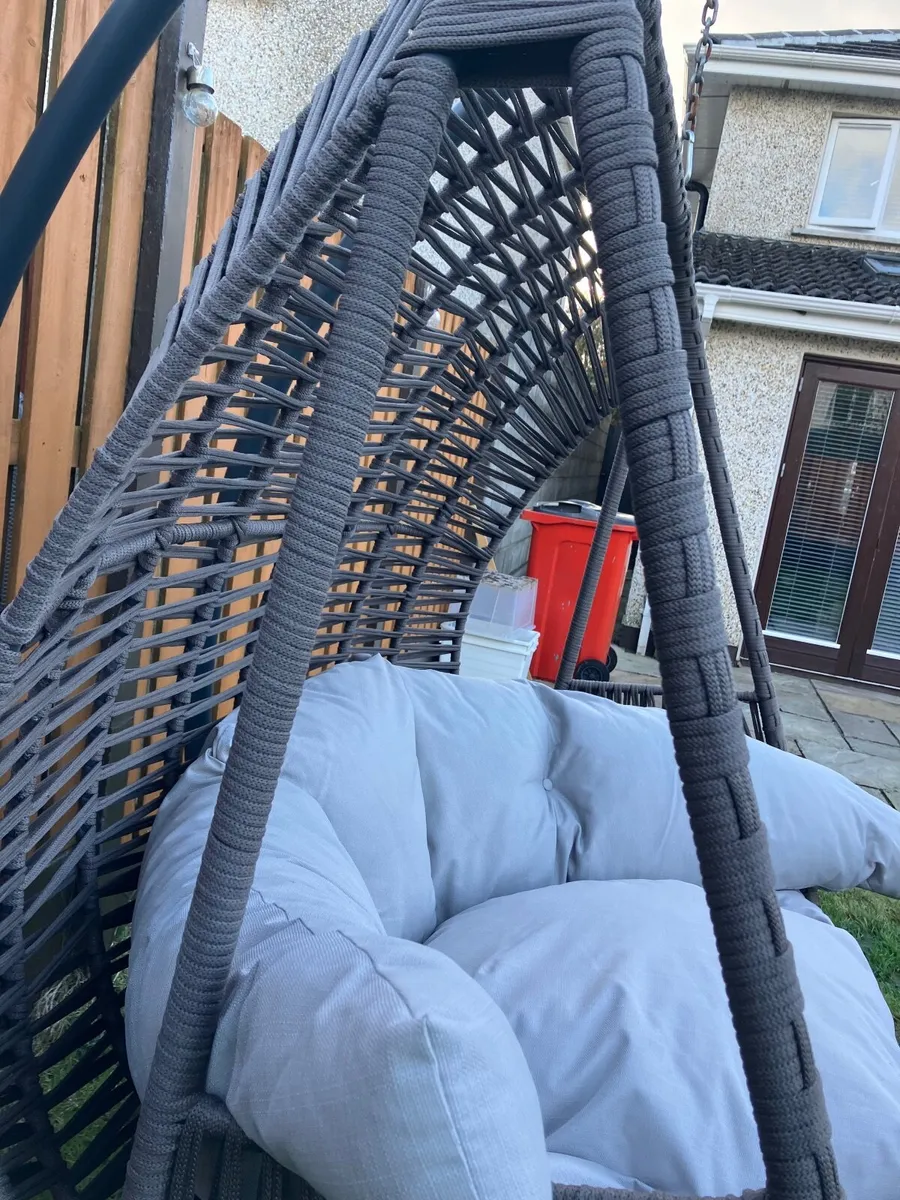 Double Egg Chair - Image 2