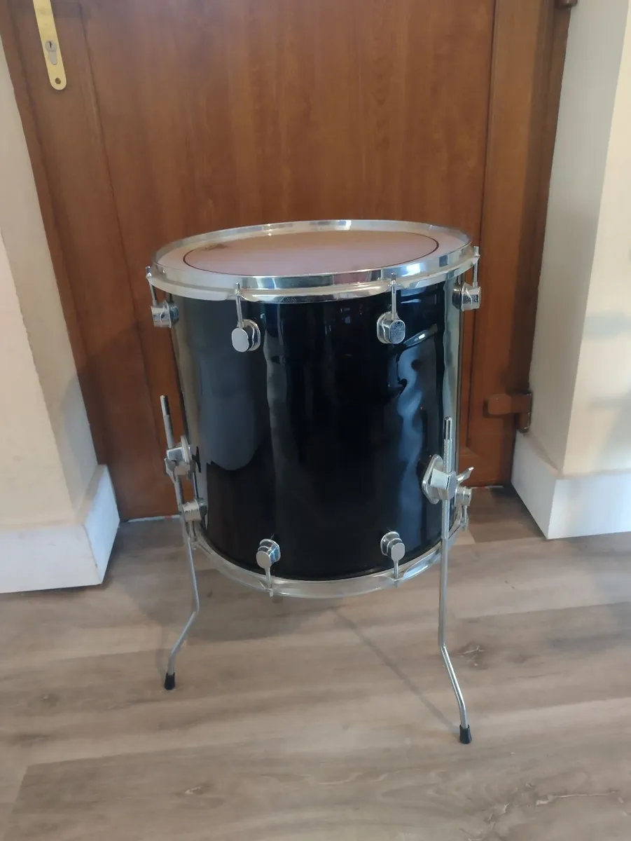 Floor tom. - Image 2
