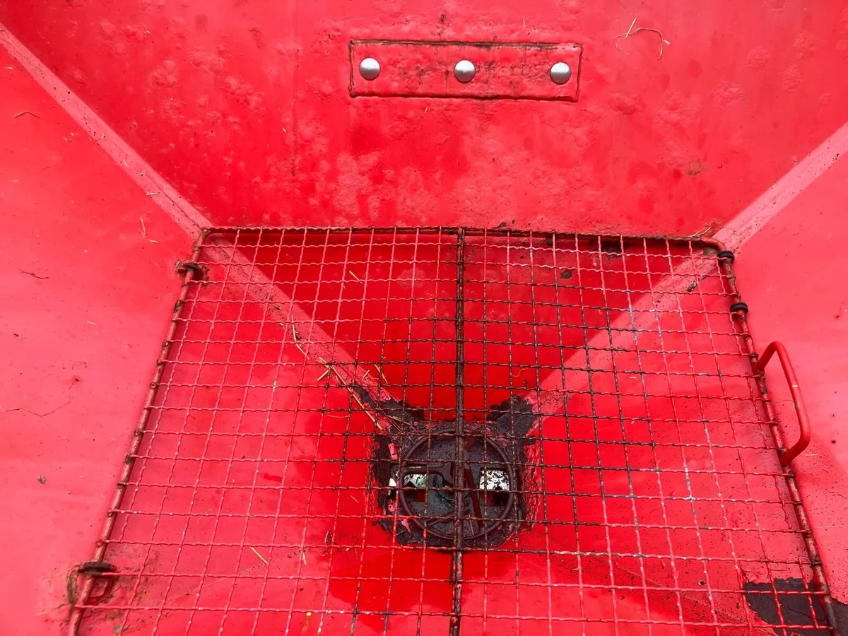 Altro Fertiliser spreader - Image 3