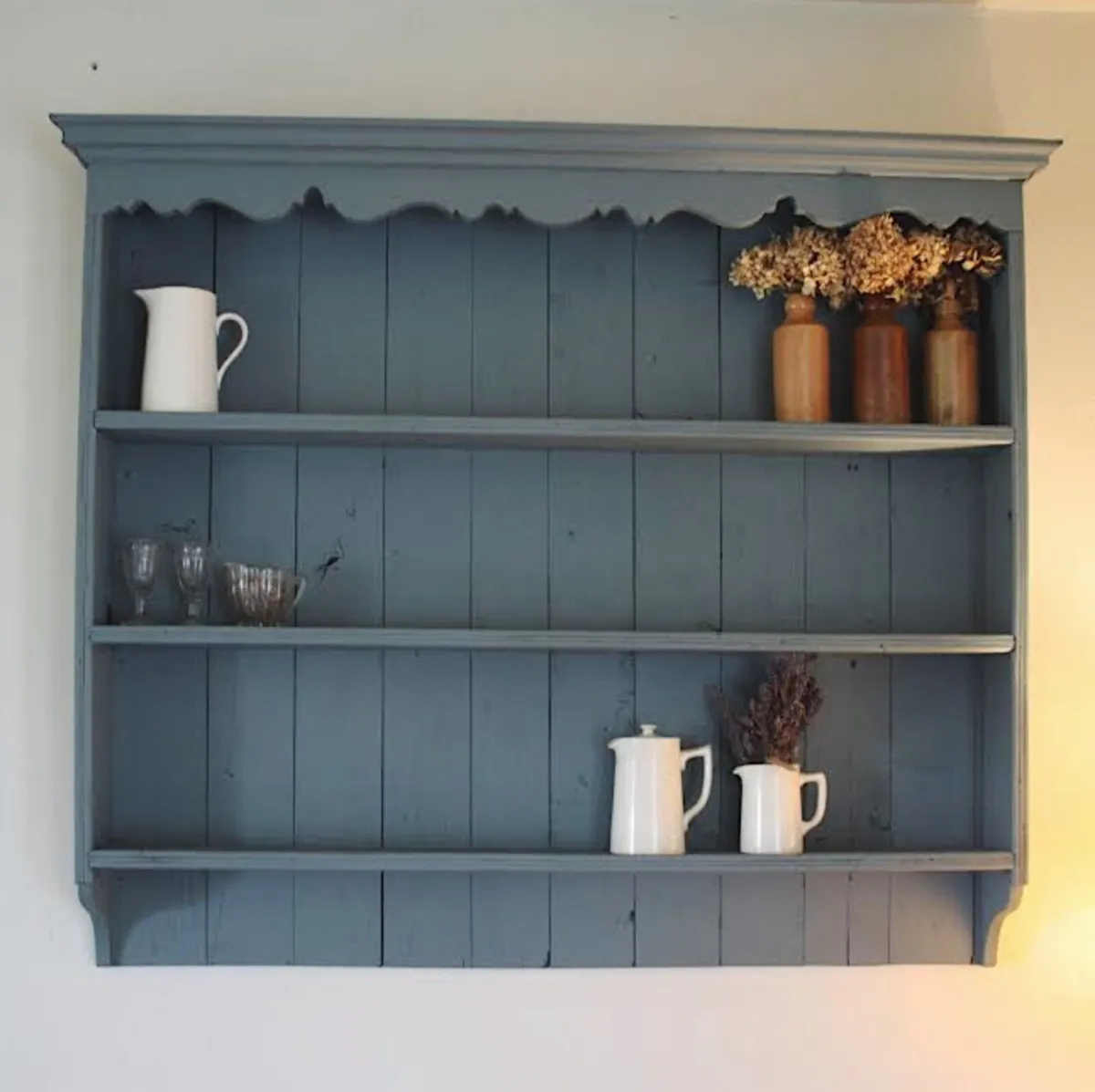 Large Antique Plate Shelf - Image 1