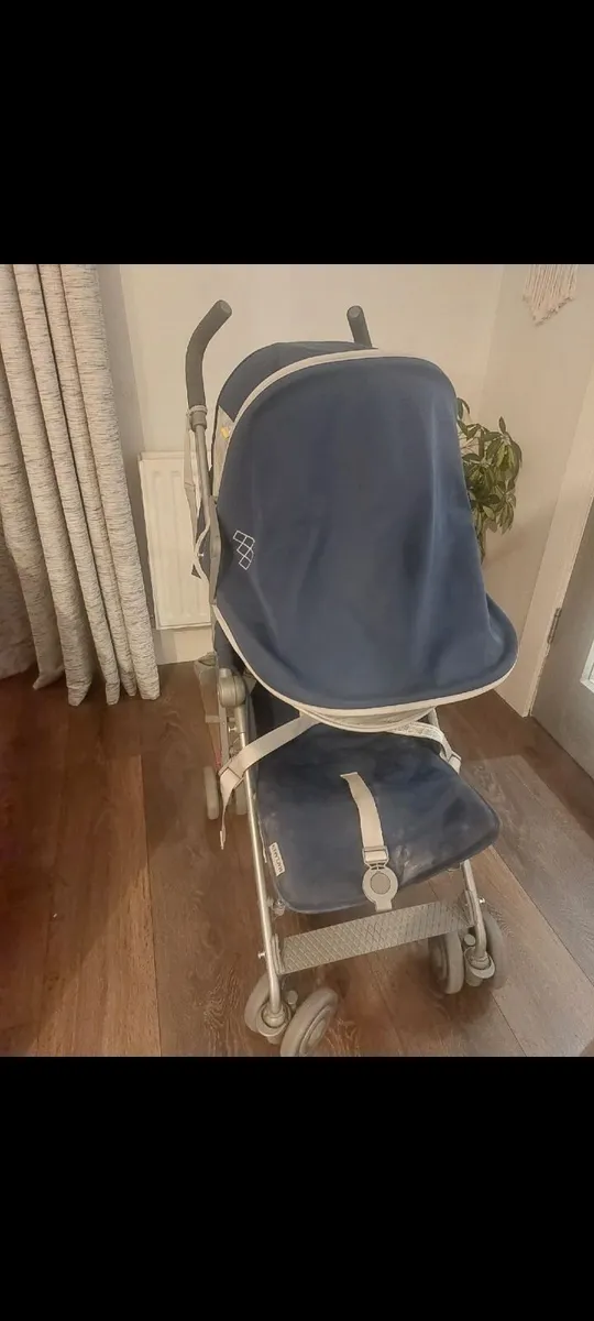 Maclaren stroller - Image 2