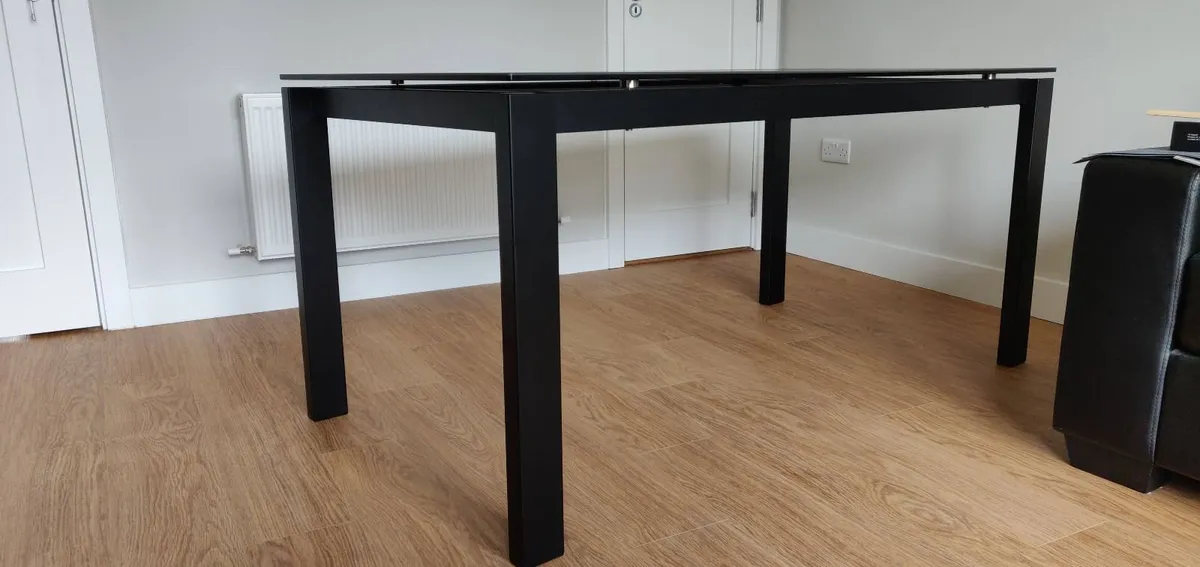 Extendable table Baron 160-220cm RRP €1600 - Image 1