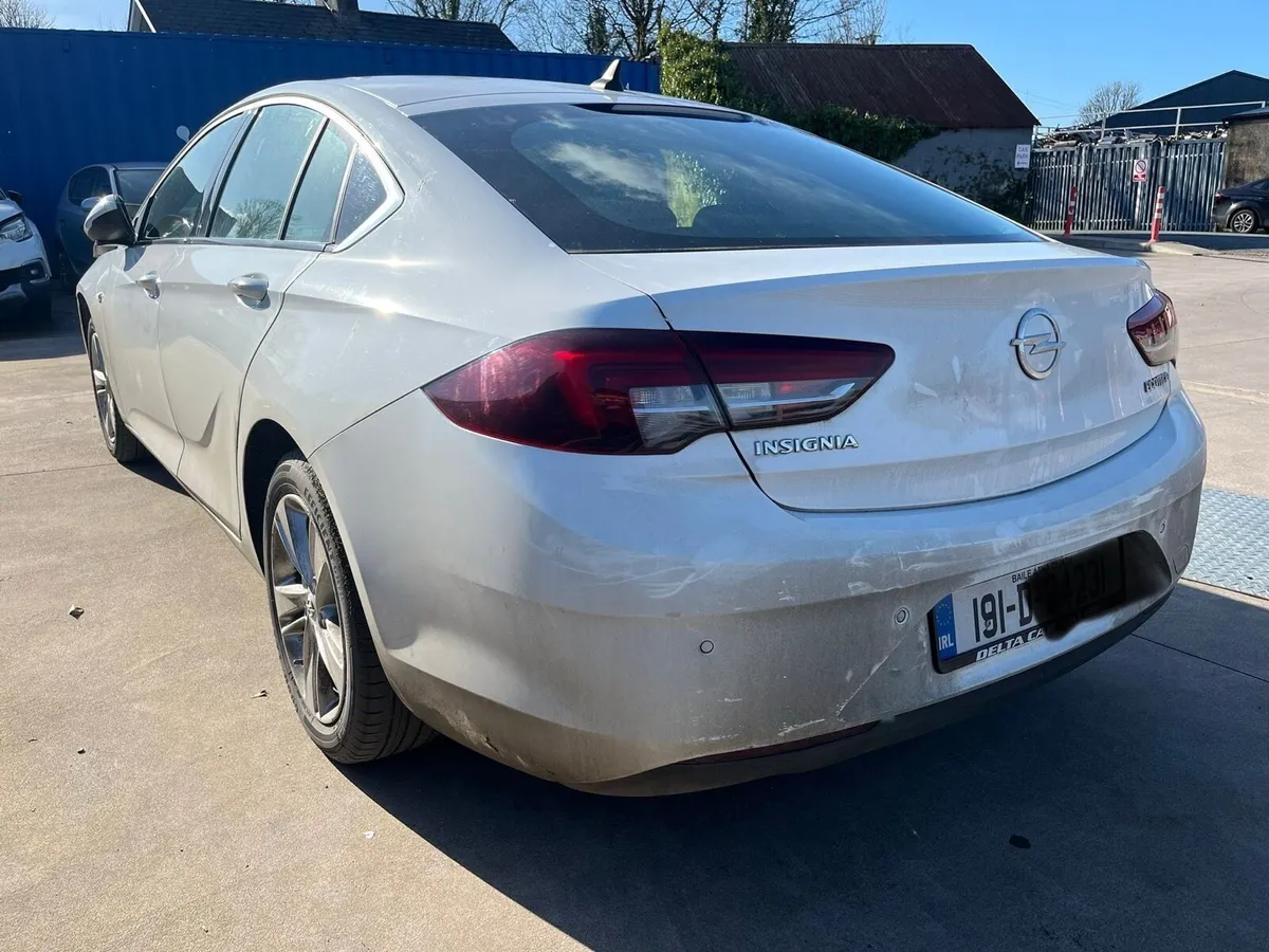 19 Opel Insignia - Image 3