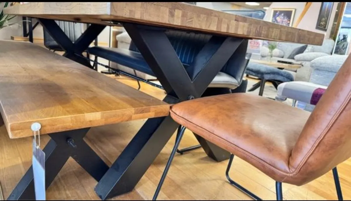 180cm Oak Dining Table, Ex Display Excellent - Image 3