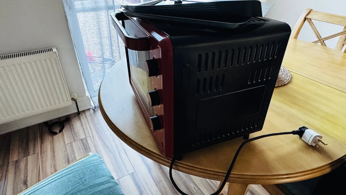 Electric Oven 35L 1500W (table top) - Image 2