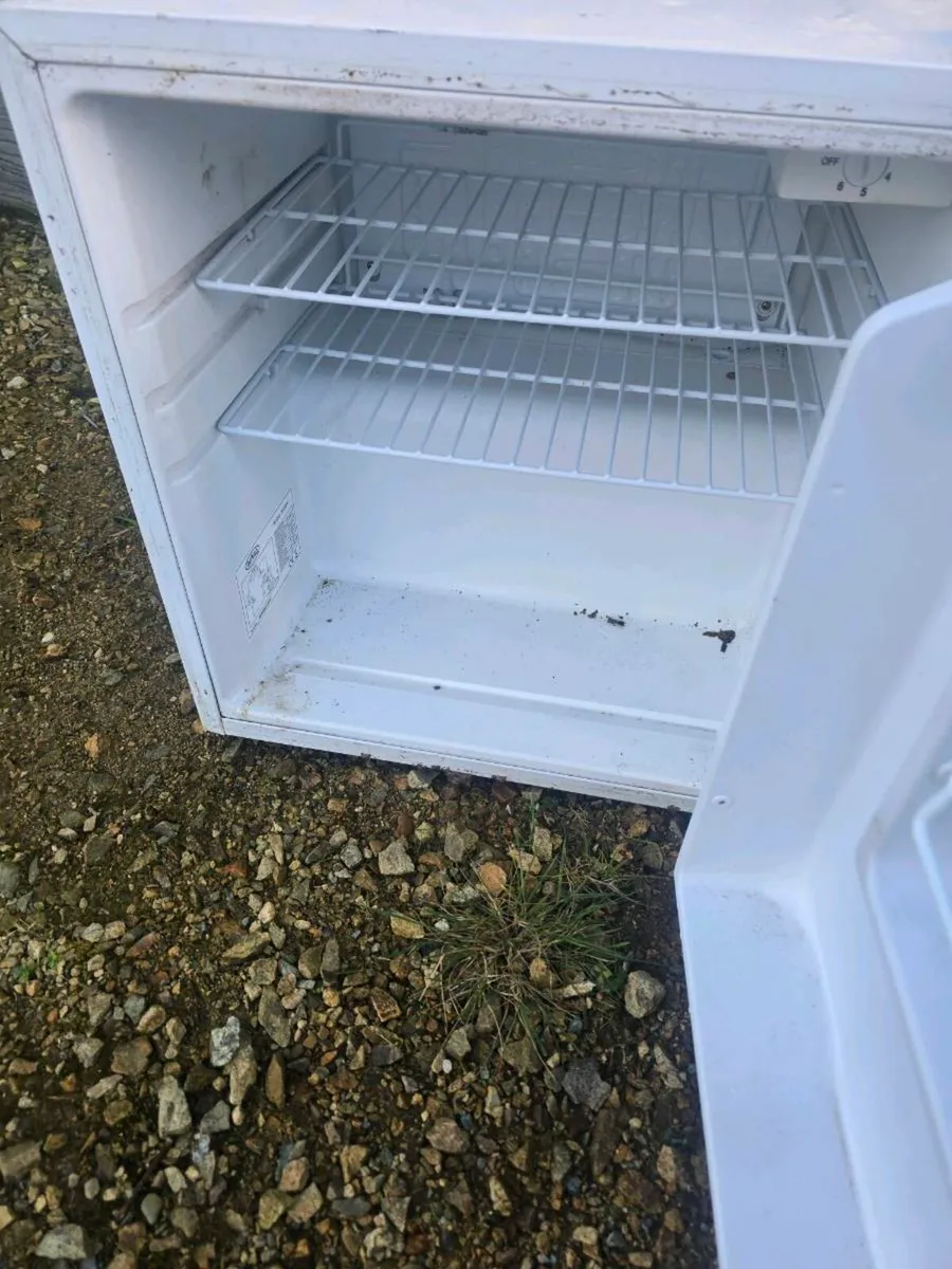 Belling 50cm fridge - Image 2