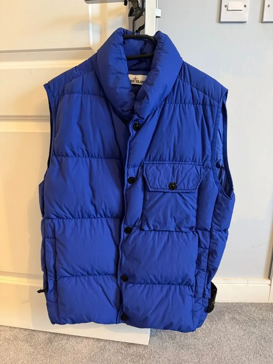 Stone island - Image 2