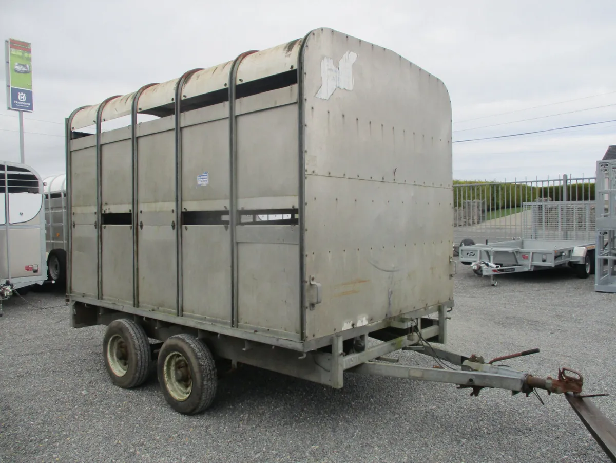 Ivor Williams10 X 5 Livestock trailer - Image 1