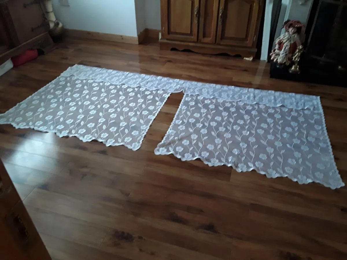 New lace curtain for one window