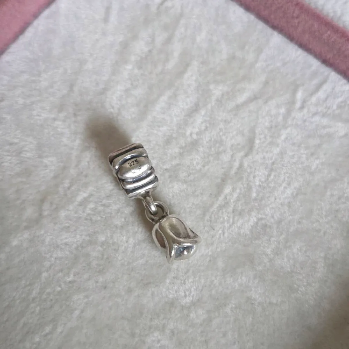 Pandora rose dangle charm in great condition - Image 2