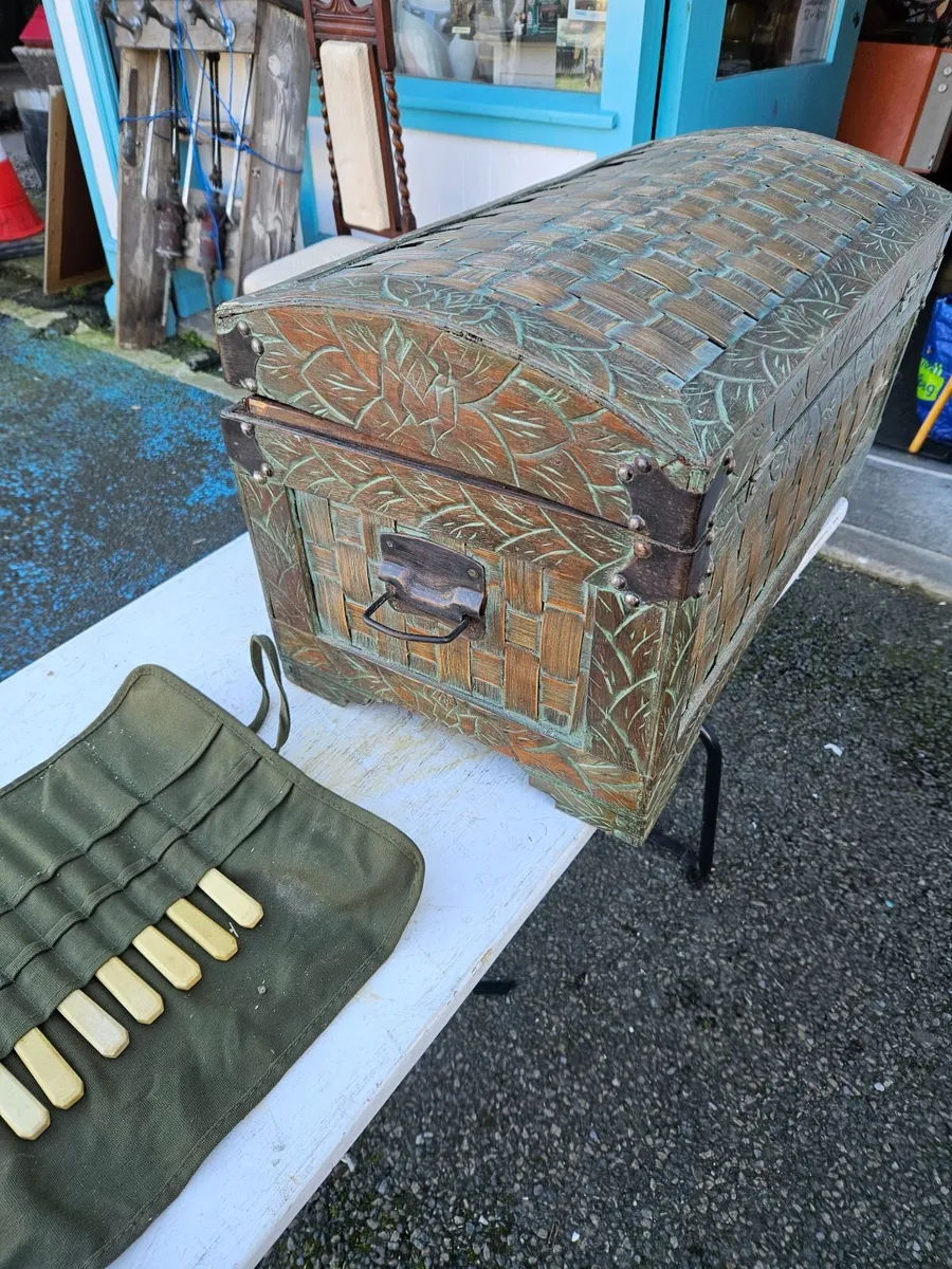 Vintage Style Trunk - Image 2