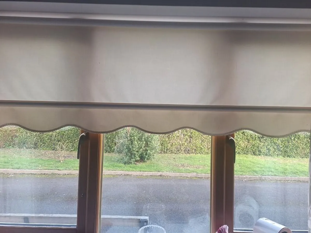 Roller Blinds cream - Image 1