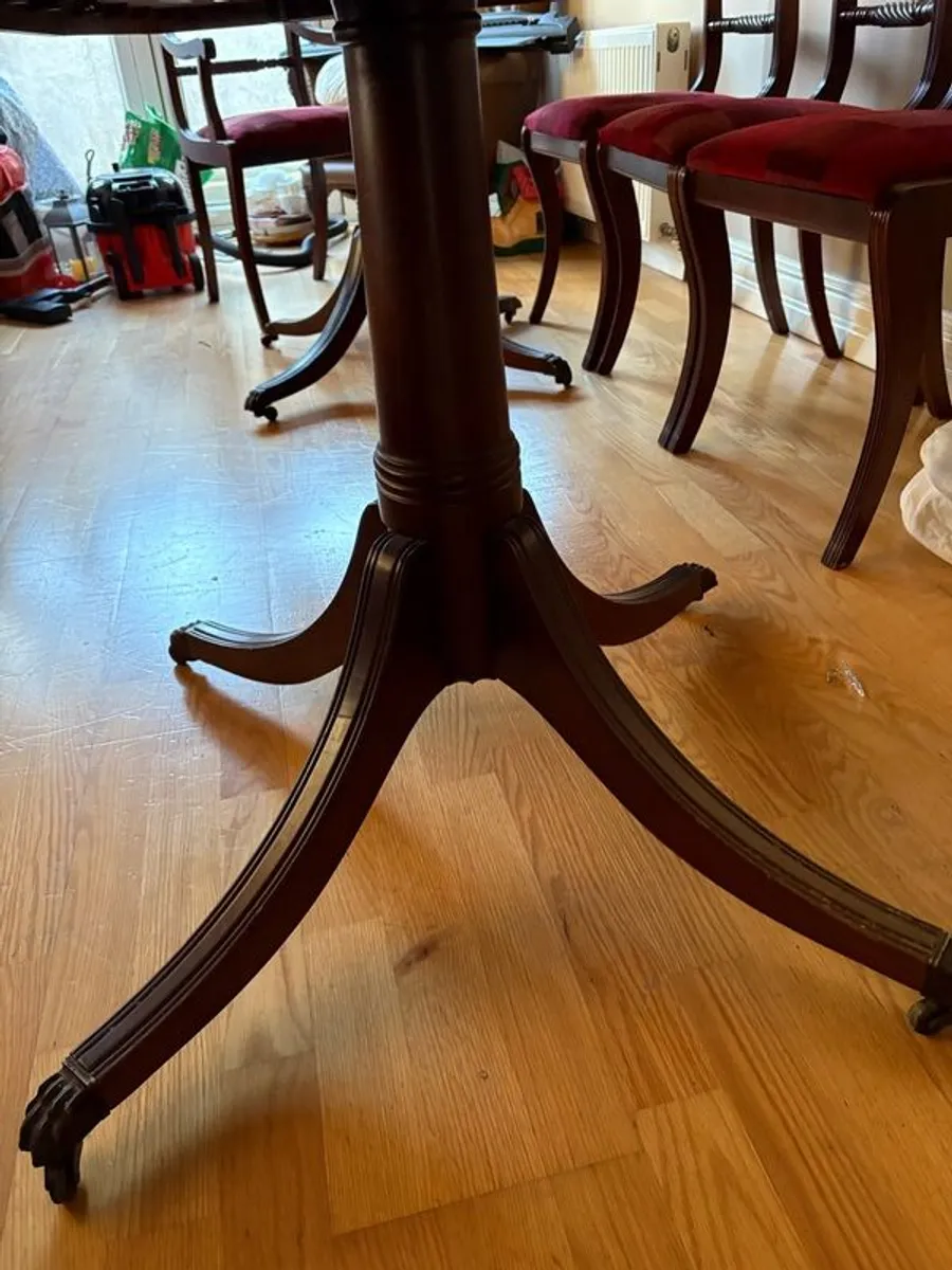 Dining room table - Image 4