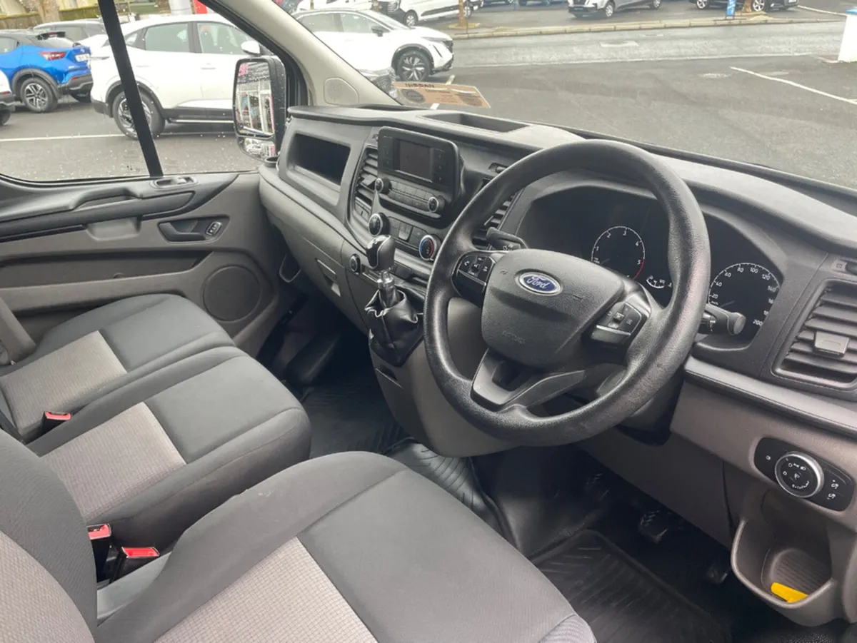 Ford Transit Custom 300L BASE 2.0 TD 105BHP M6 LWB - Image 4