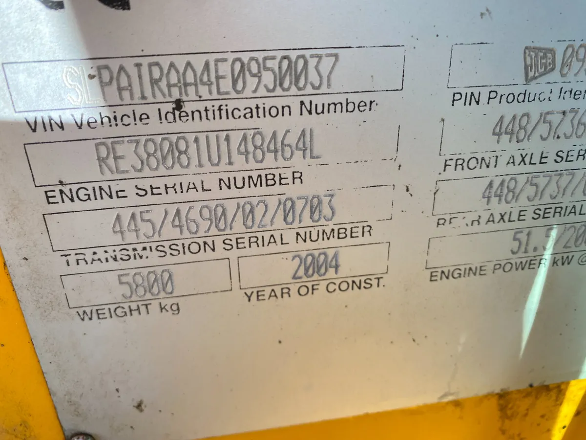 JCB 2CX 2004 (18114) - Image 3