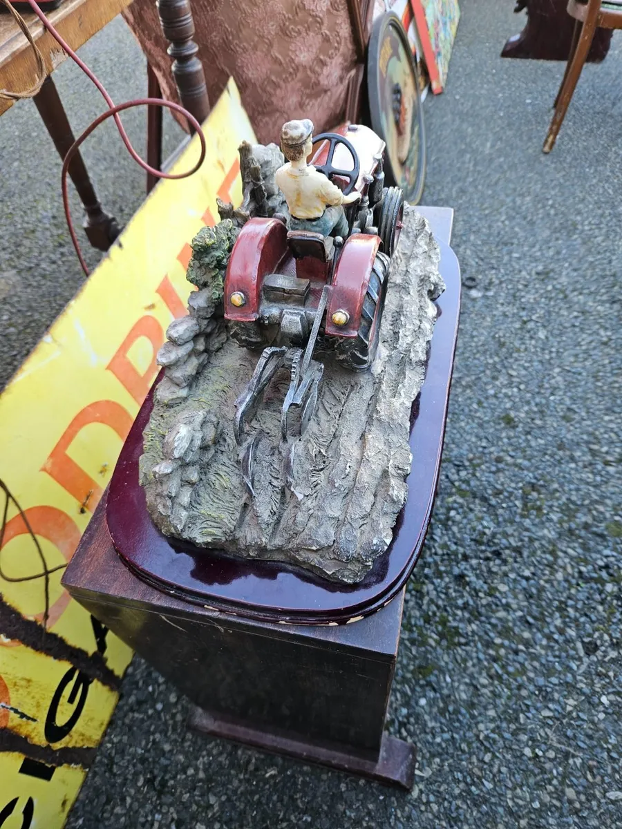 Britain's Farm Tractor Diorama - Image 4