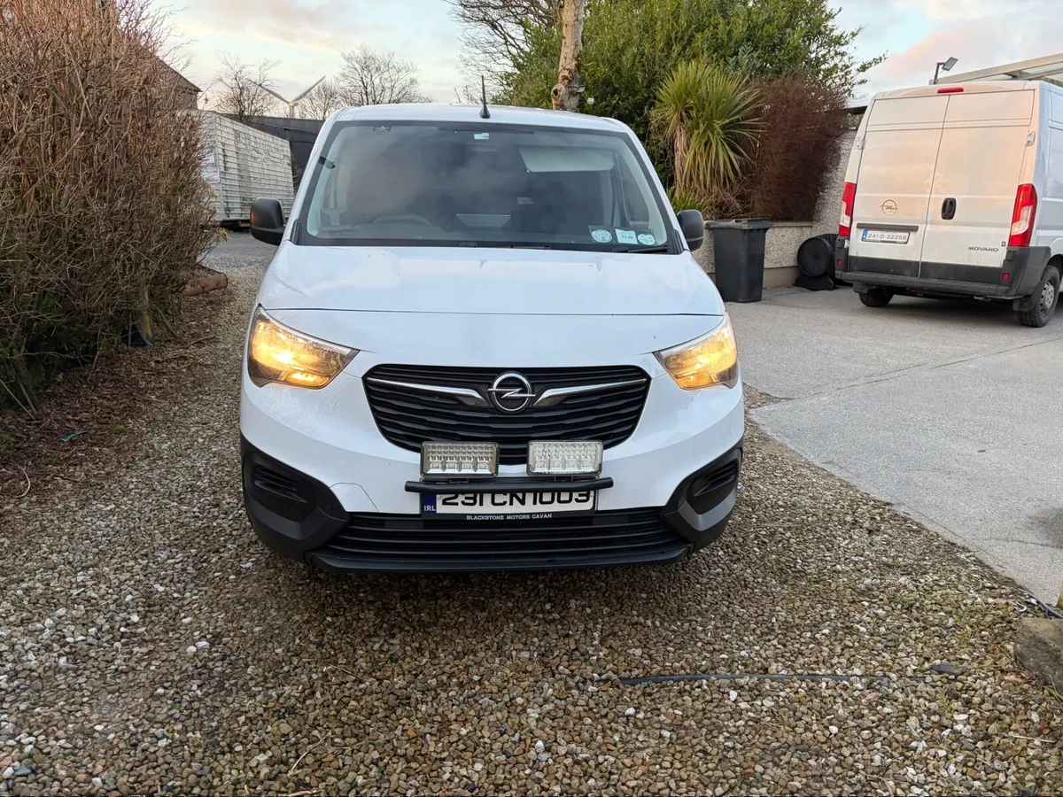 Opel Combo 2023 - Image 4