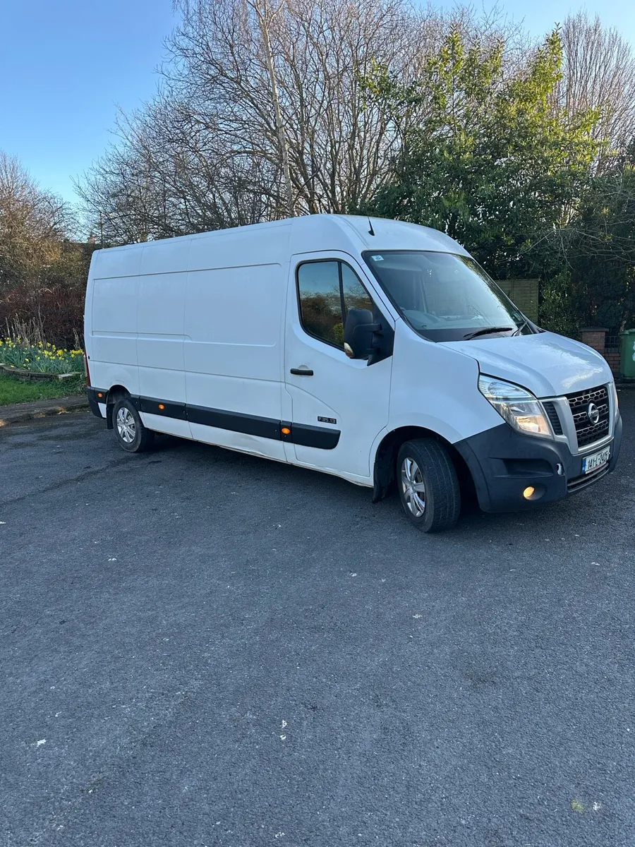 2014 nissan nv400 lwb , fresh doe , low kms - Image 1