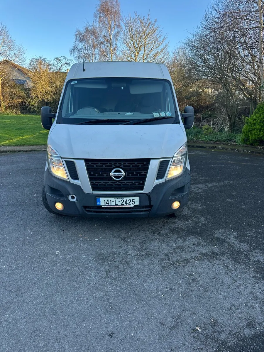 2014 nissan nv400 lwb , fresh doe , low kms - Image 2