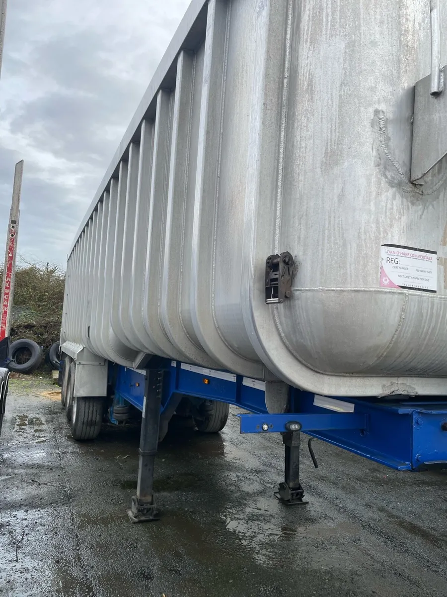 X2 bulk tippers - Image 2
