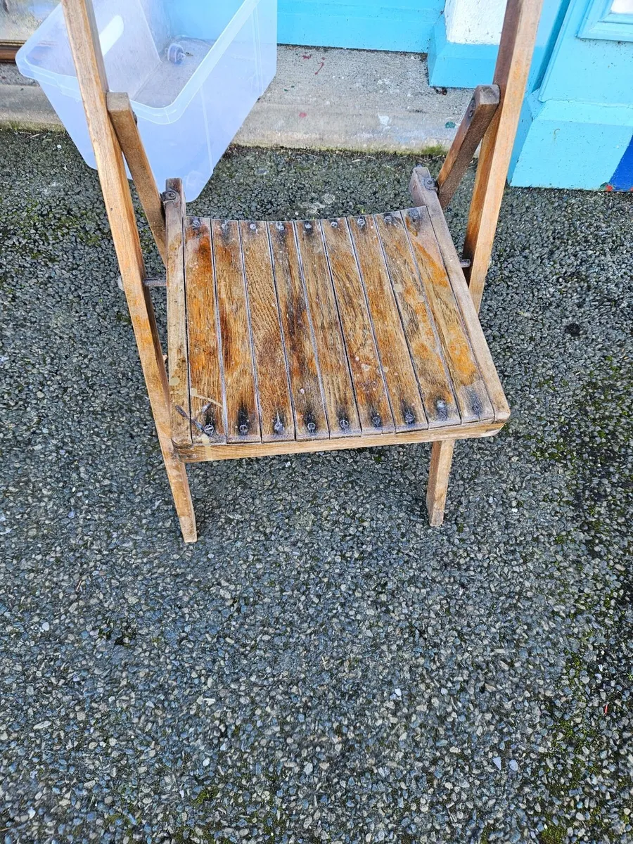 Vintage 1950's Foldup Chair - Image 4