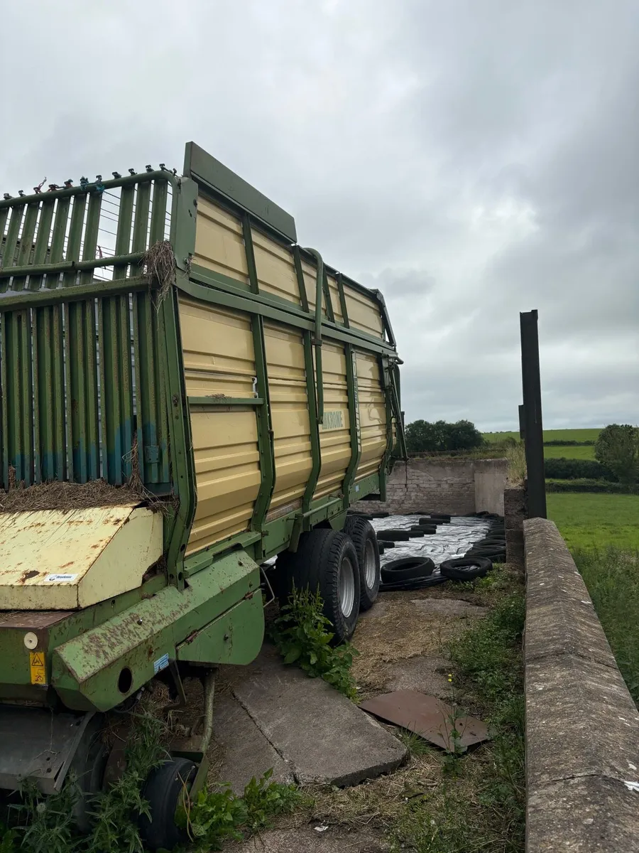 Krone silage wagon - Image 3