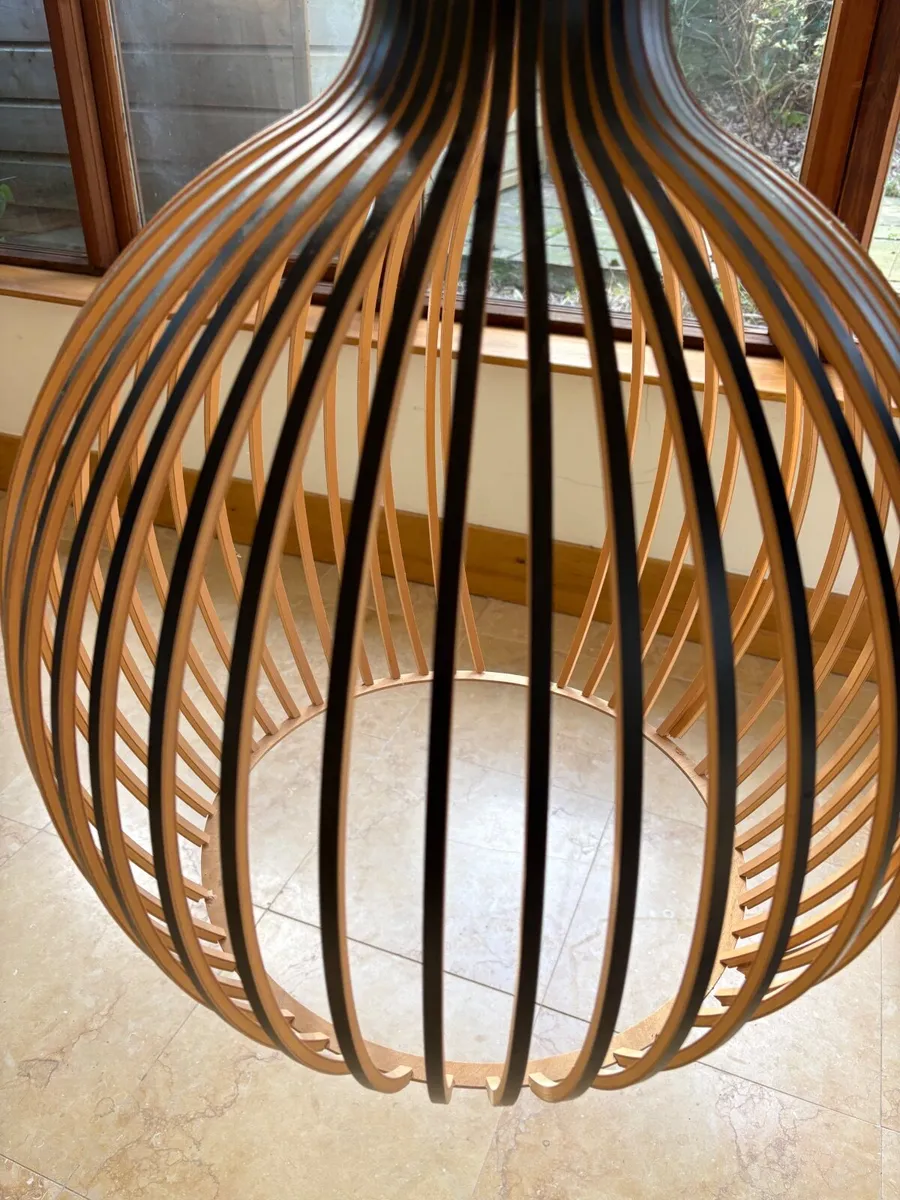 Secto Octo pendant light - Image 1