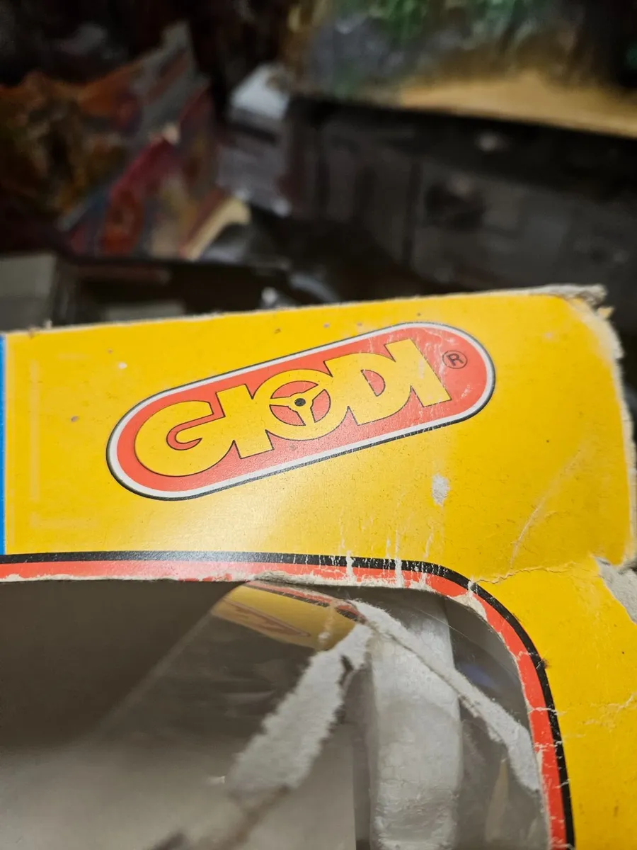 Corgi Jeep Landrover and Caravan - Image 1