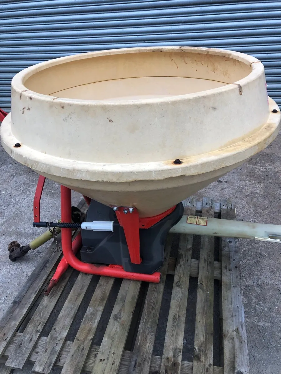 Vicon Spreader and Vicon Acrobat - Image 2