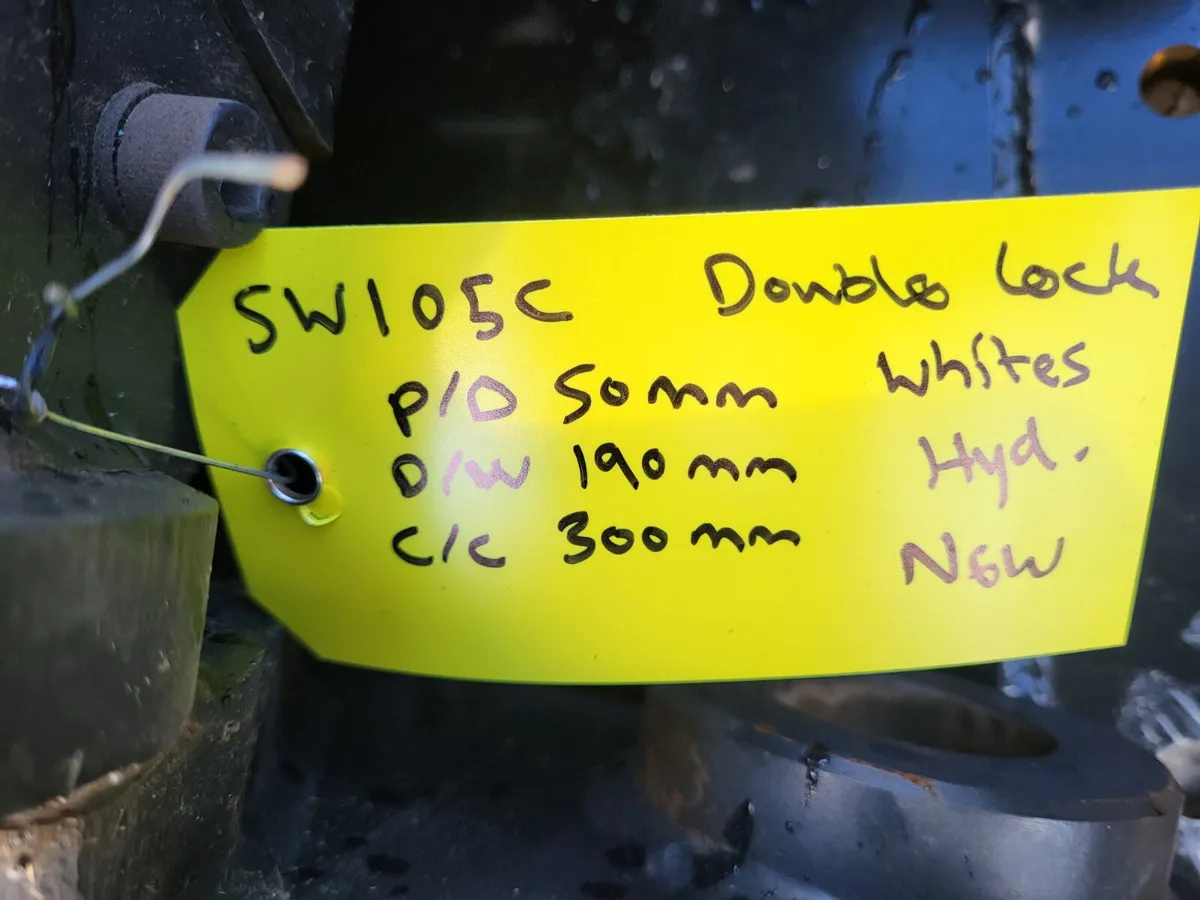 50mm Whites Hydraulic double locking quick hitch - Image 4