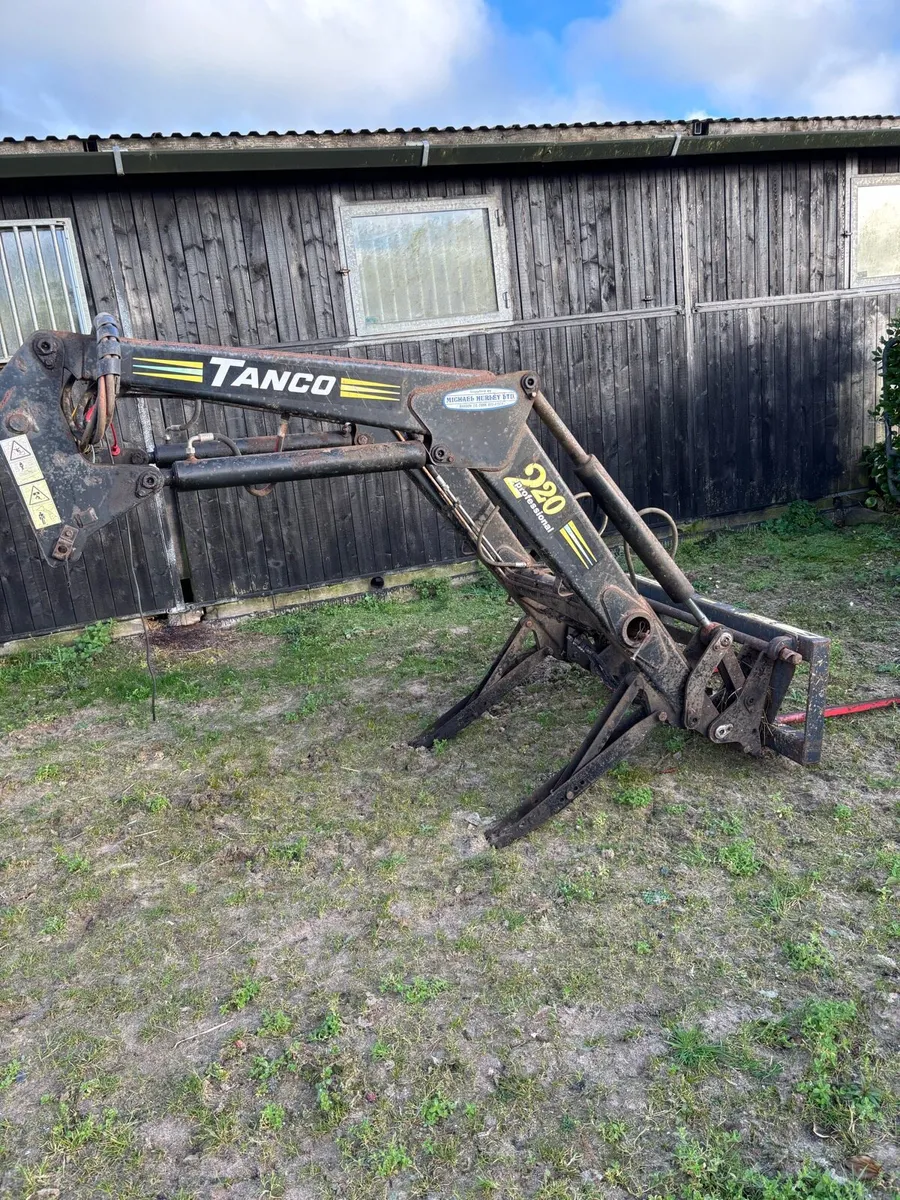 Tanco tractor front loaders - Image 2