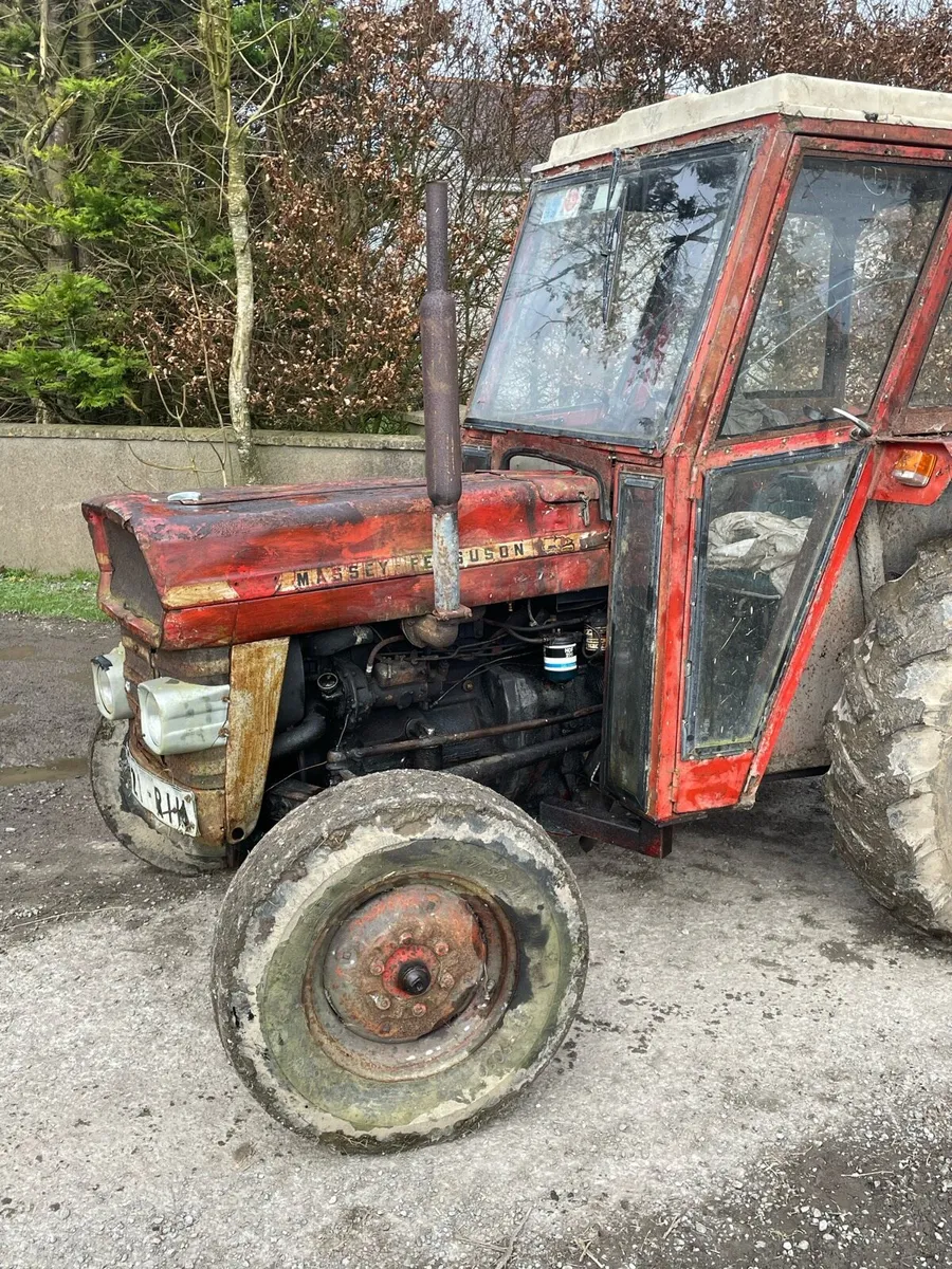 Original Massey Ferguson 135 - Image 2