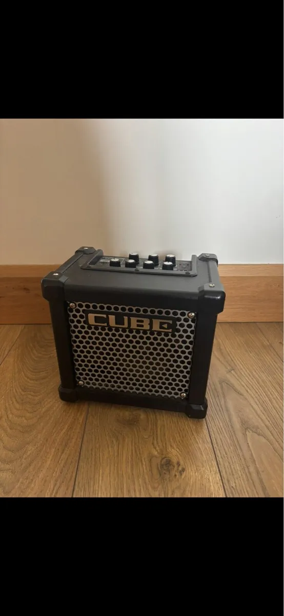 Guitar Amp - Image 1