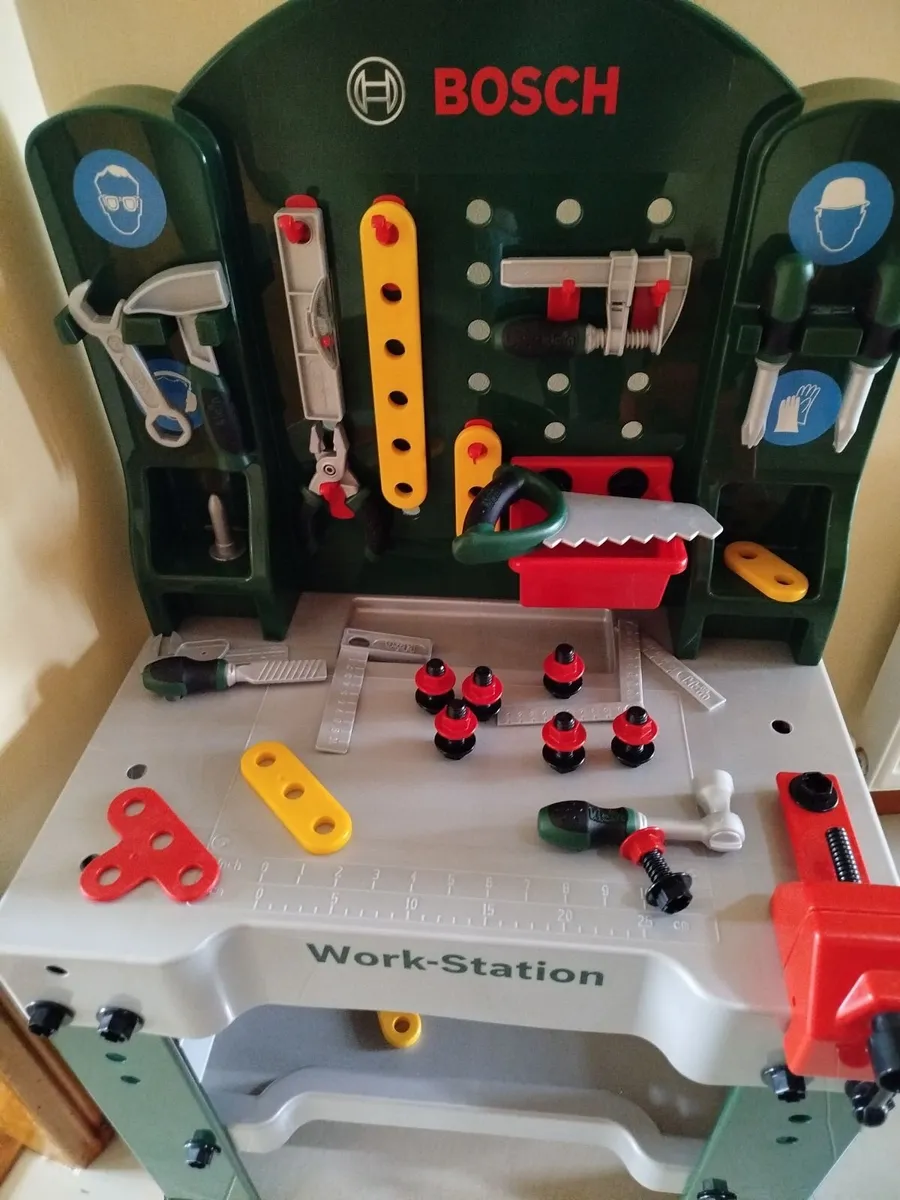 Bosch Kids Workbench - Image 3