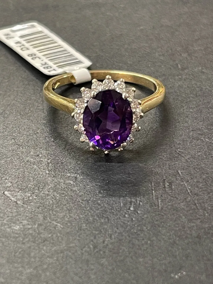 18k gold purple stone ring with diamonds. - Image 4