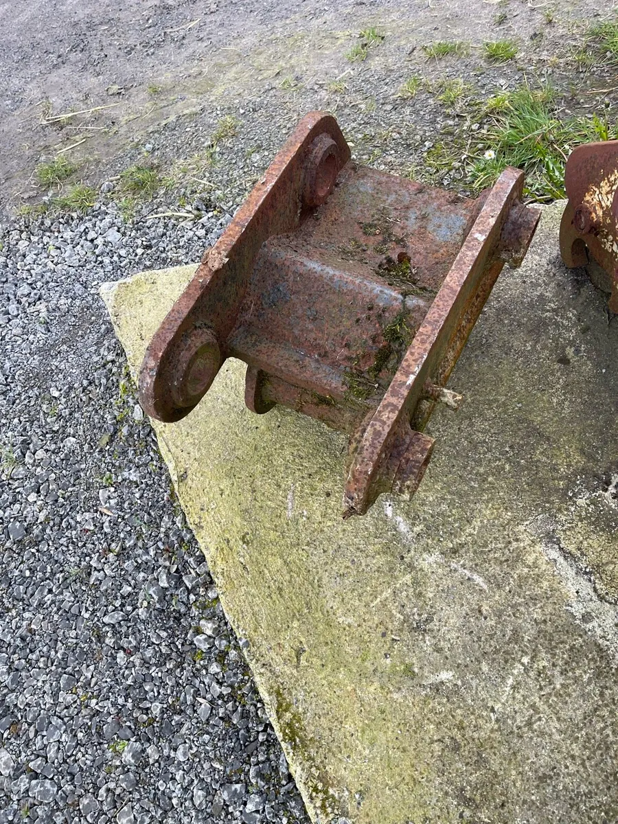 Digger hitch’s - Image 2