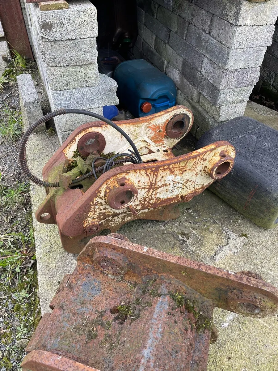 Digger hitch’s - Image 4