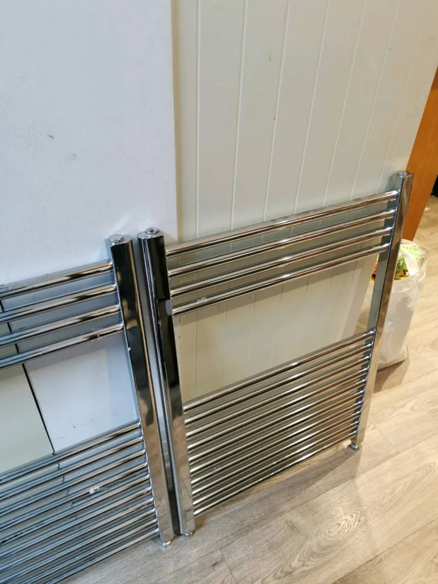 Bathroom radiators - Image 3