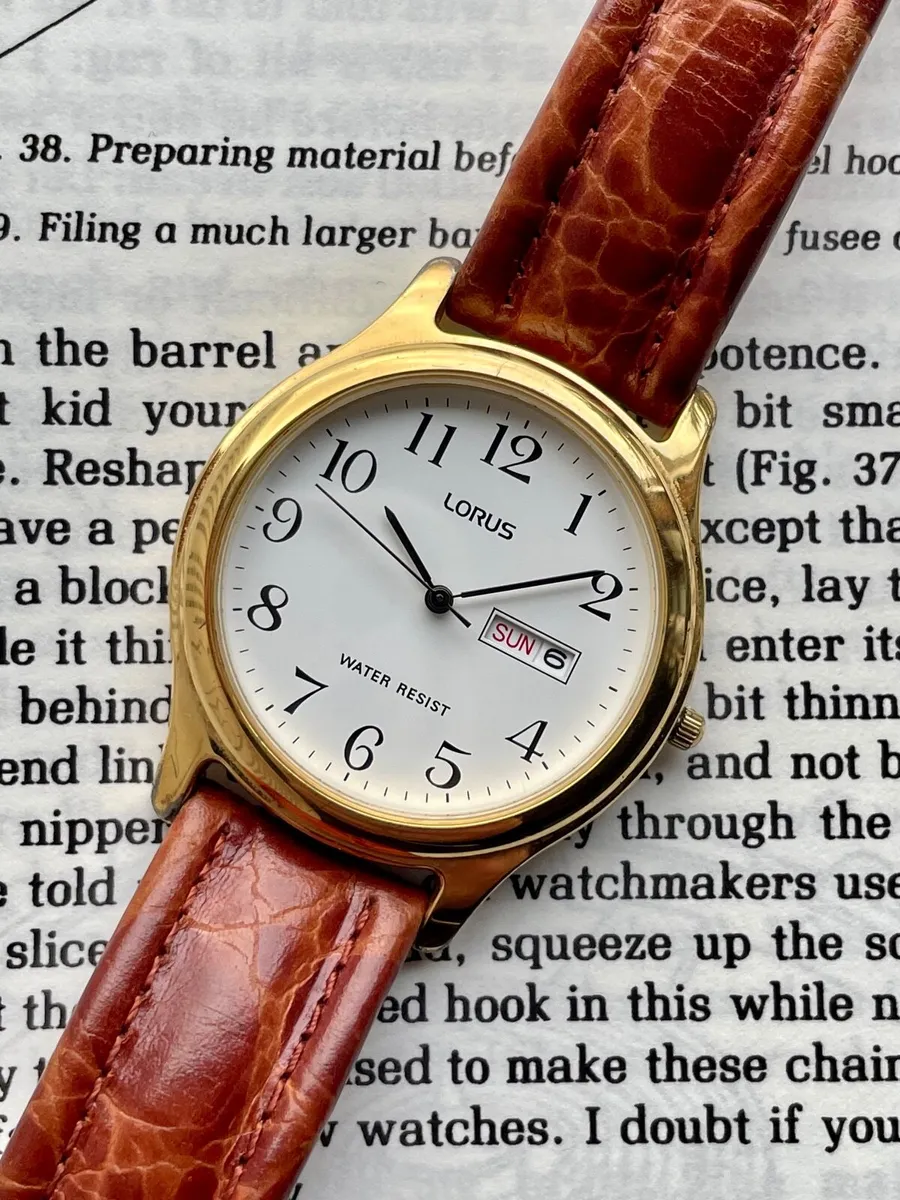 Lorus mens watch - Image 1