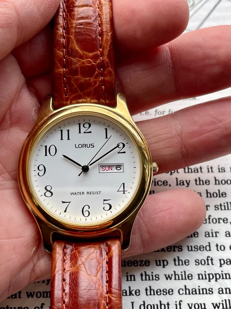 Lorus mens watch - Image 3