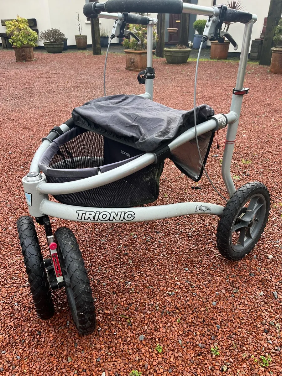 Rollator walking aid - Image 4