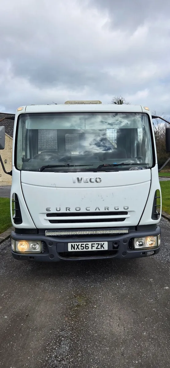 Iveco 7.5 Ton Tipper Lorry - Image 2