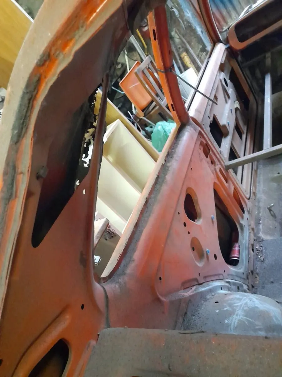 Avenger 2dr - Image 3