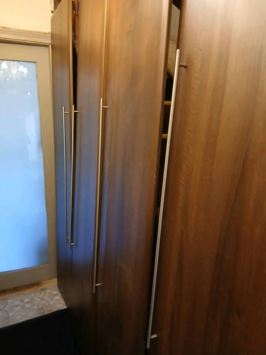Wardrobe doors - Image 4