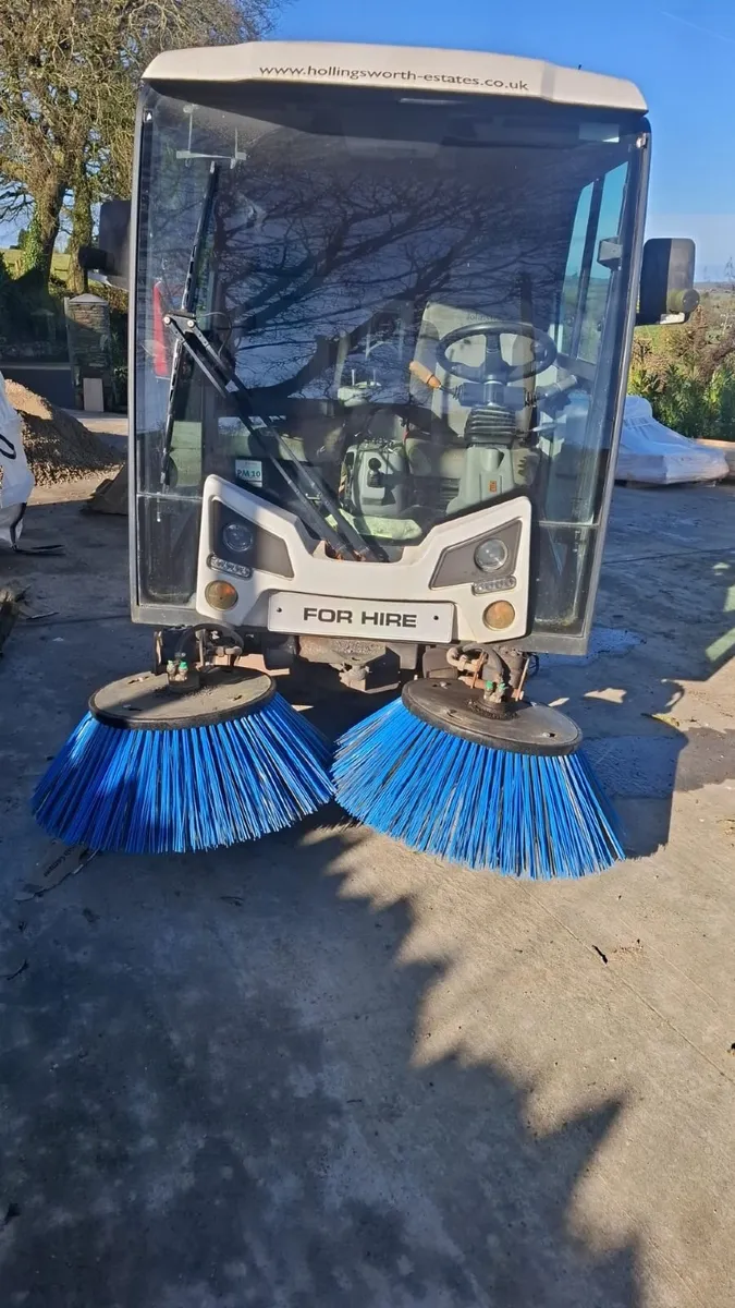 Road Sweeper - Image 3