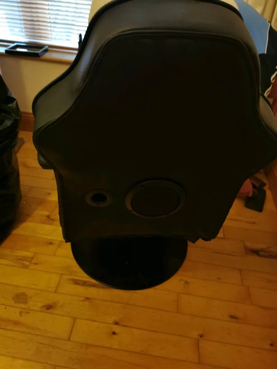 XRocker Gaming Chair - Image 4