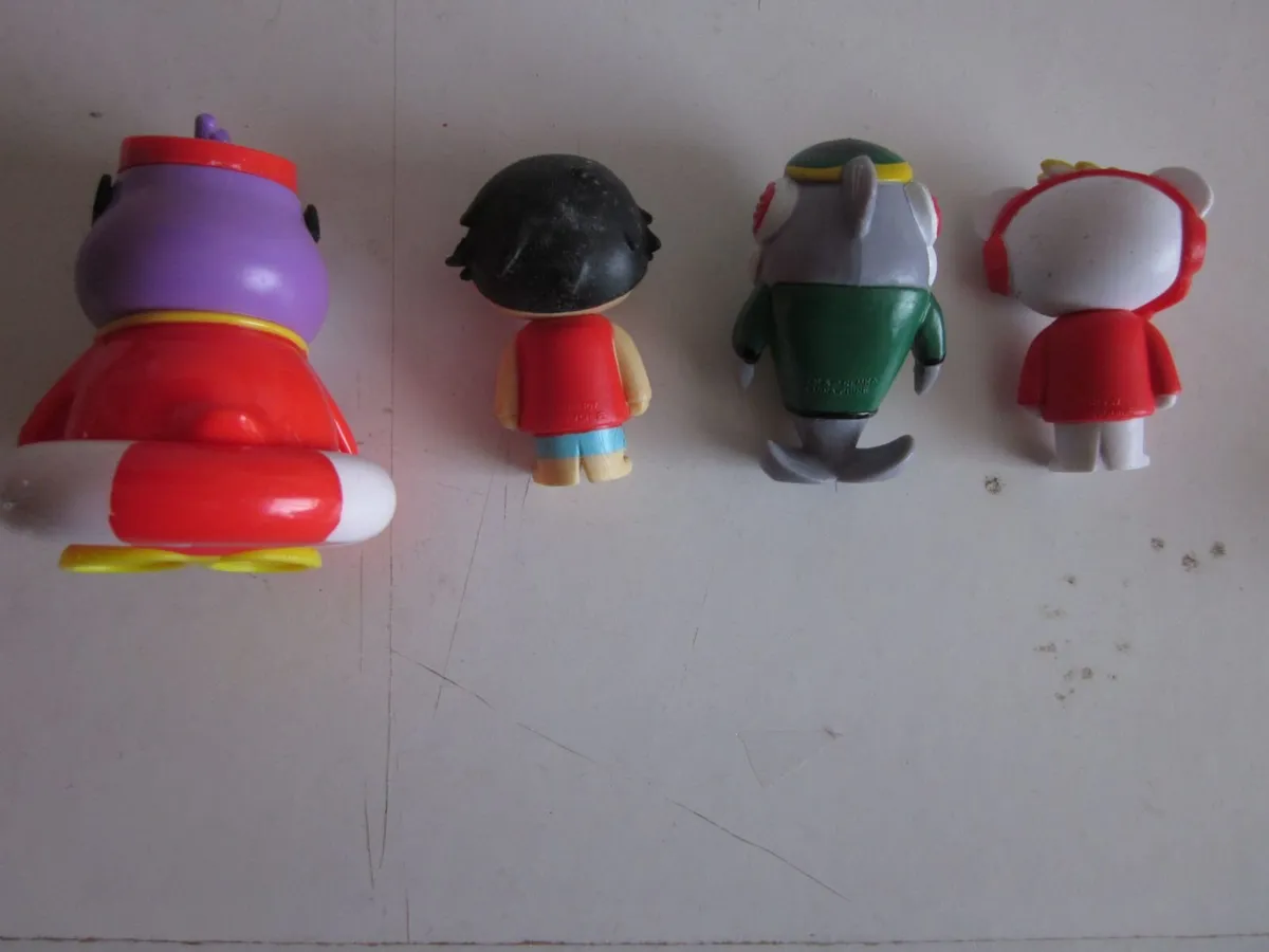 Bonkers Ryan's World Figures X12 - Image 4