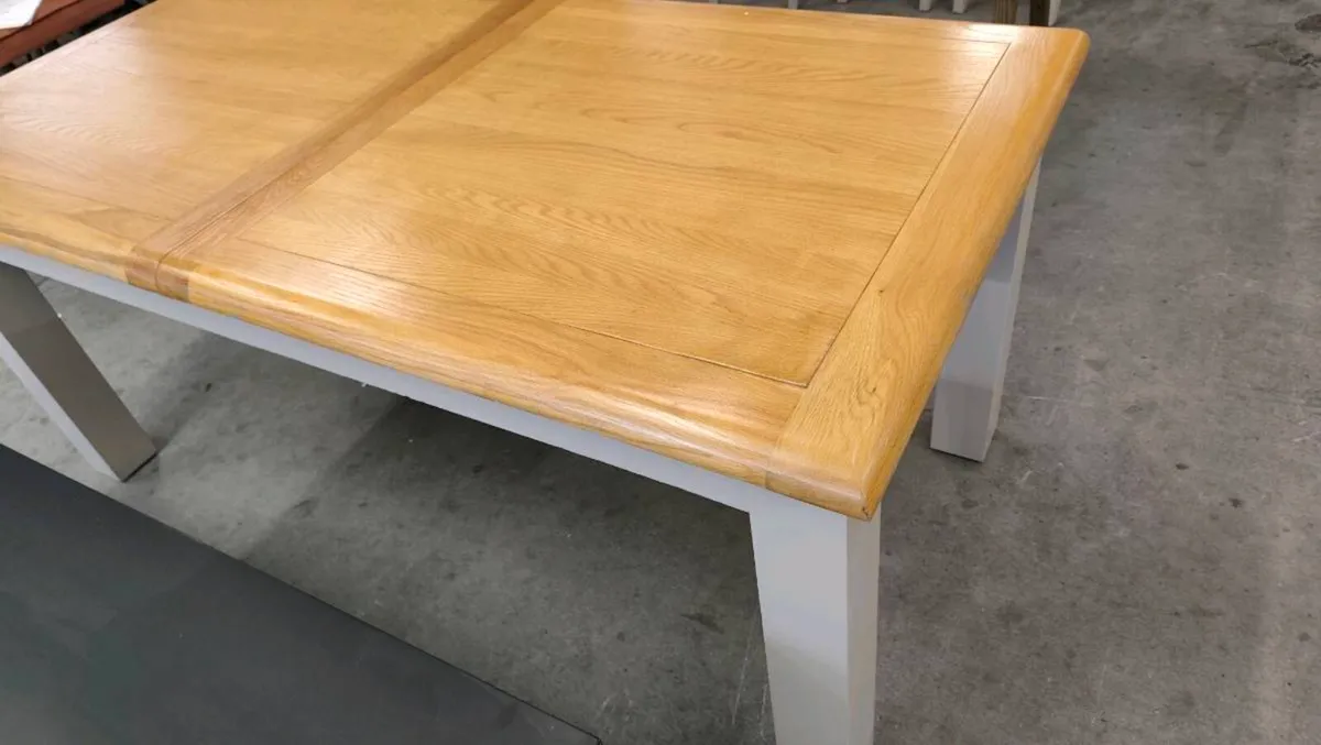 Extending Oak Farmhouse Dining Table Ex Display - Image 3
